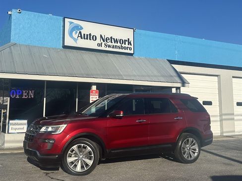 Used 2018 Ford Explorer Limited w/ Class II Trailer Tow Package image 1