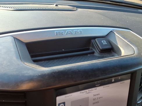 Used 2022 RAM 1500 Big Horn AWD/4WD image 21