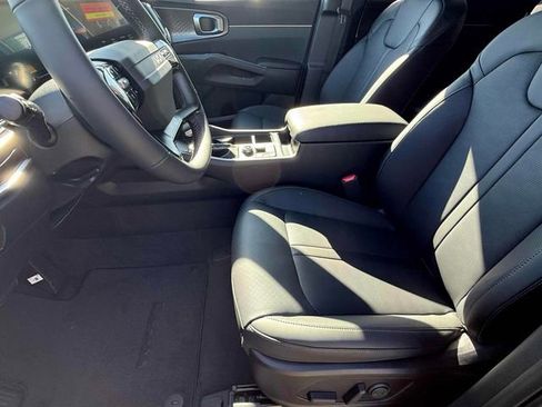 New 2026 Kia Sorento S image 11
