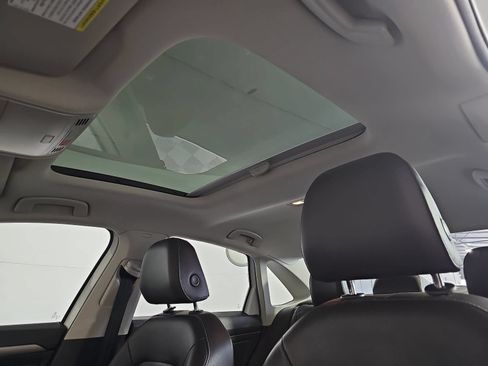 Used 2019 Volkswagen Jetta SEL Premium FWD image 29