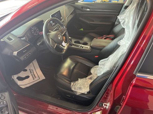 Used 2022 Nissan Altima 2.5 SR AWD/4WD image 5