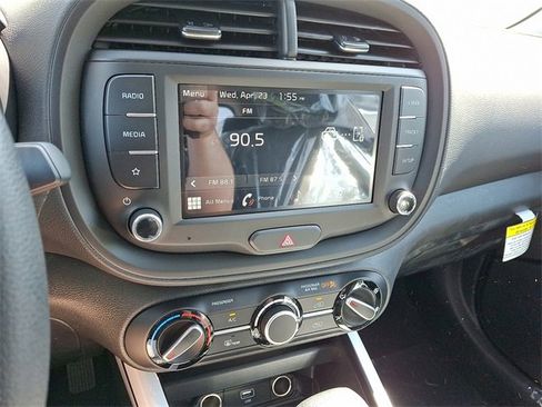 New 2025 Kia Soul LX w/ LX Technology Package image 10