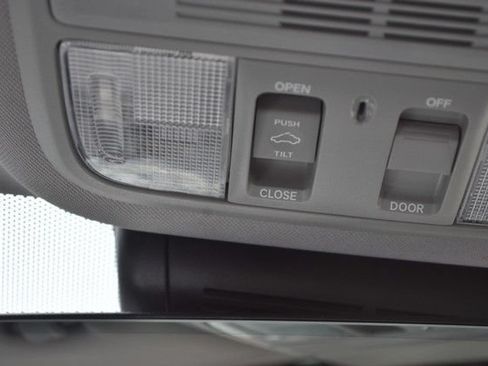 Used 2019 Honda Accord EX-L image 35