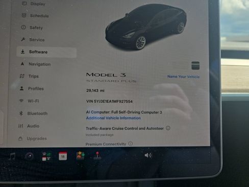 Used 2021 Tesla Model 3 Standard Range Plus RWD image 16