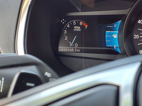 Used 2017 Ford Edge Titanium w/ Equipment Group 302A FWD image 21