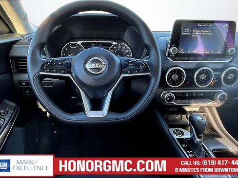 Used 2024 Nissan Sentra SV FWD image 8