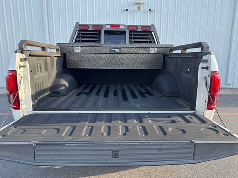 Used 2016 Ford F150 King Ranch w/ Equipment Group 601A Luxury AWD/4WD image 9