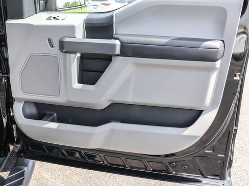 Used 2018 Ford F150 XLT w/ Equipment Group 301A Mid AWD/4WD image 37