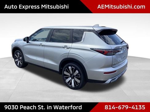 New 2026 Mitsubishi Outlander SE AWD/4WD image 5