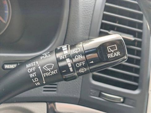 Used 2009 Hyundai Santa Fe SE FWD image 7