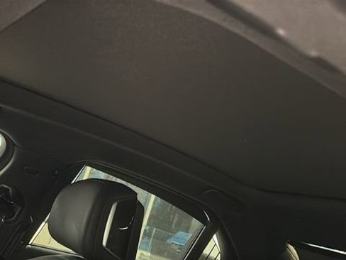 Used 2025 BMW 740i xDrive image 10