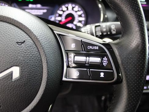 Used 2023 Kia Seltos SX image 26