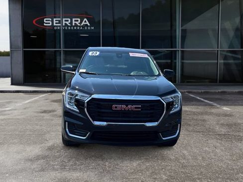 Used 2023 GMC Terrain SLE FWD image 8