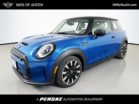 Certified 2023 MINI Cooper SE FWD image 1