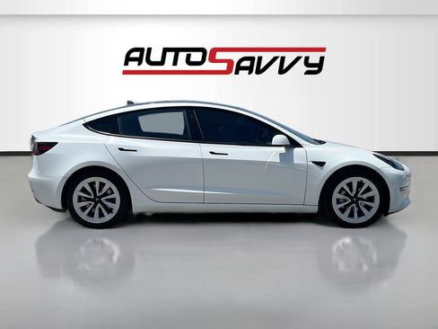 Used 2023 Tesla Model 3 Standard Range RWD image 8