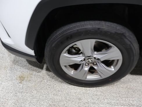 Used 2025 Toyota RAV4 XLE image 8