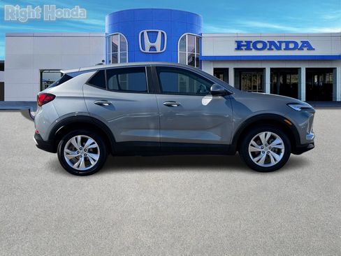 Used 2025 Buick Encore GX Preferred image 9