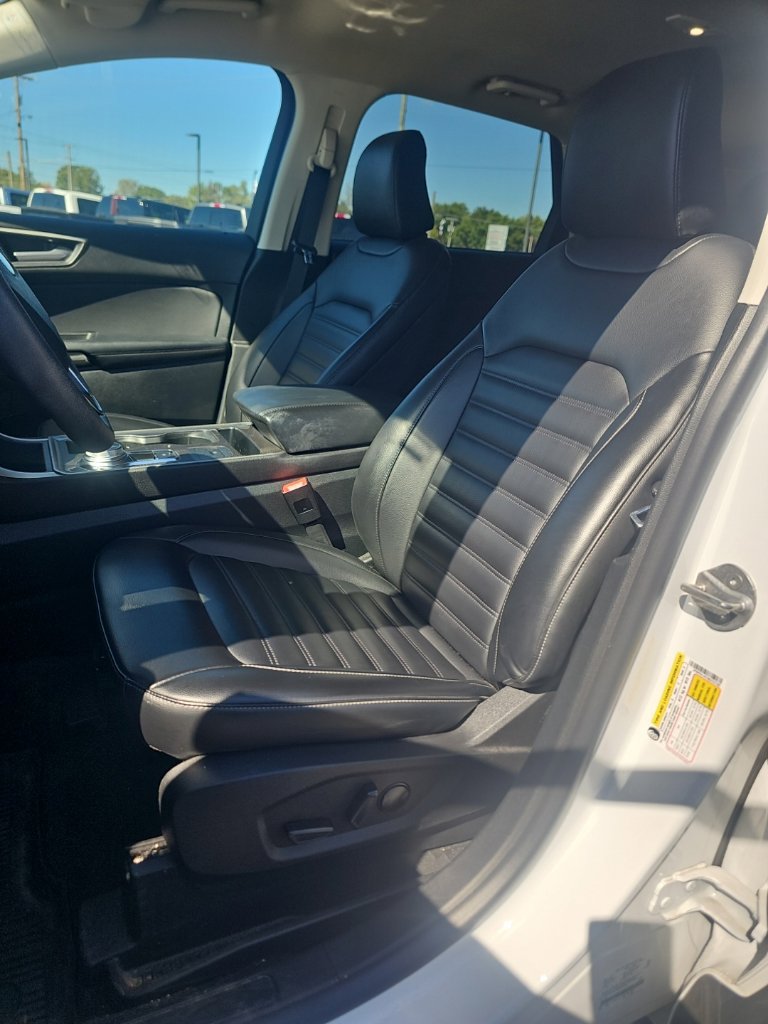Used 2024 Ford Edge SEL w/ Convenience Package AWD/4WD image 14