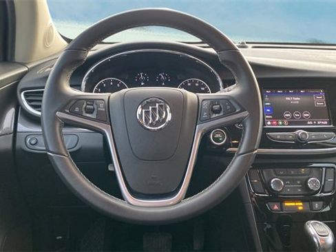 Used 2022 Buick Encore Preferred w/ Safety Package image 11