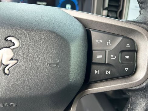 Used 2025 Ford Bronco Badlands AWD/4WD image 18