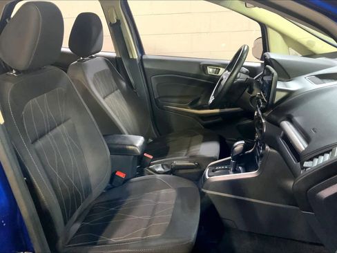 Used 2019 Ford EcoSport SE image 8