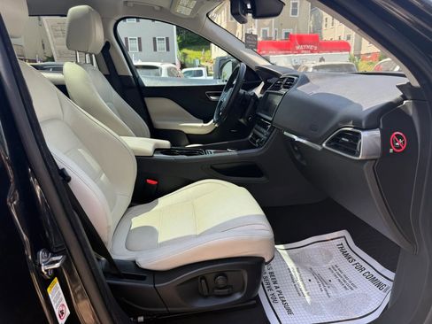 Used 2017 Jaguar F-PACE Prestige AWD/4WD image 29