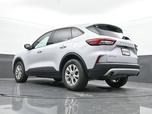 Used 2025 Ford Escape Active AWD/4WD image 37