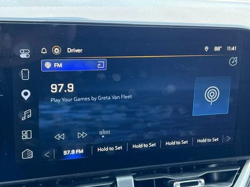 Used 2026 Chevrolet Equinox LT AWD/4WD image 19