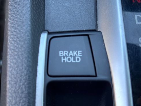 Certified 2019 Honda Civic Touring image 29