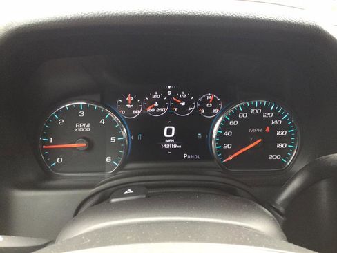 Used 2019 Chevrolet Tahoe Premier image 25