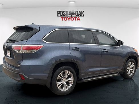 Used 2014 Toyota Highlander Plus image 7