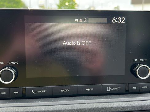 Certified 2024 Honda Accord EX image 26