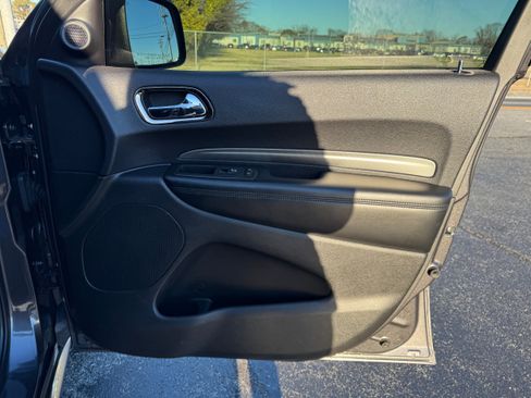 Used 2018 Dodge Durango GT image 23