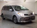 Used 2018 Toyota Sienna AWD image 3