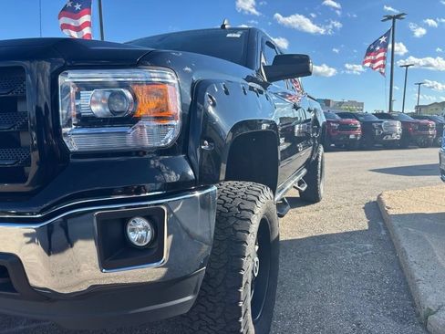 Used 2015 GMC Sierra 1500 SLE w/ SLE Value Package AWD/4WD image 5