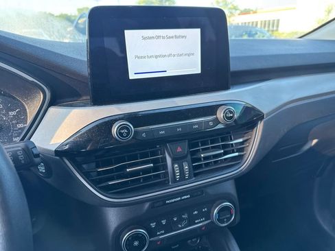 Used 2020 Ford Escape SE FWD image 8