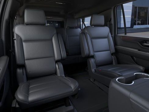 New 2026 GMC Yukon XL Denali w/ LPO, Floor Liner Package AWD/4WD image 17