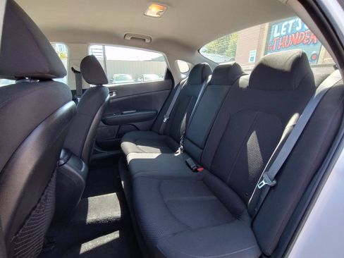 Used 2019 Kia Optima LX FWD image 30