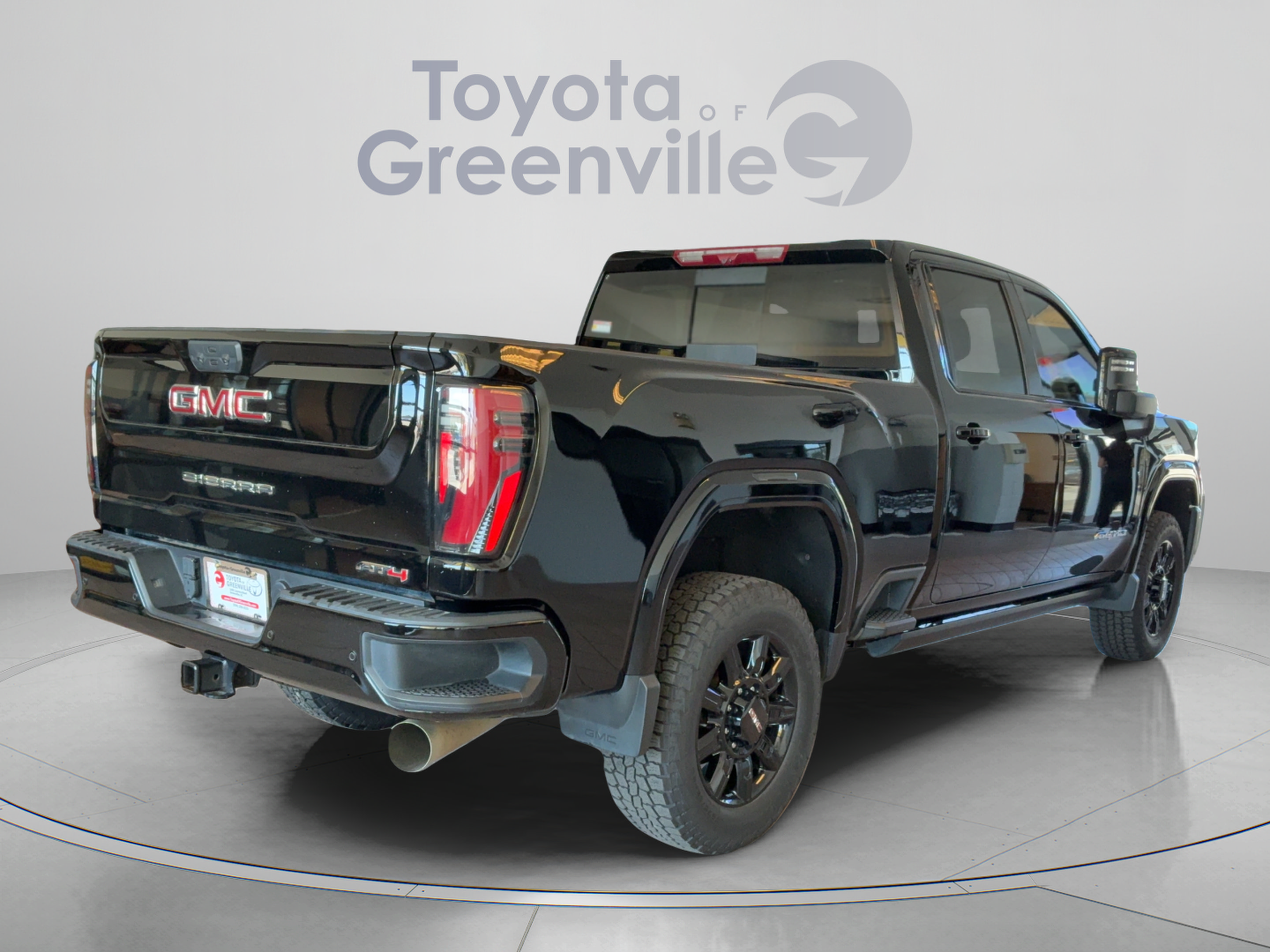 Used 2025 GMC Sierra 2500 AT4 w/ AT4 Premium Plus Package AWD/4WD image 6