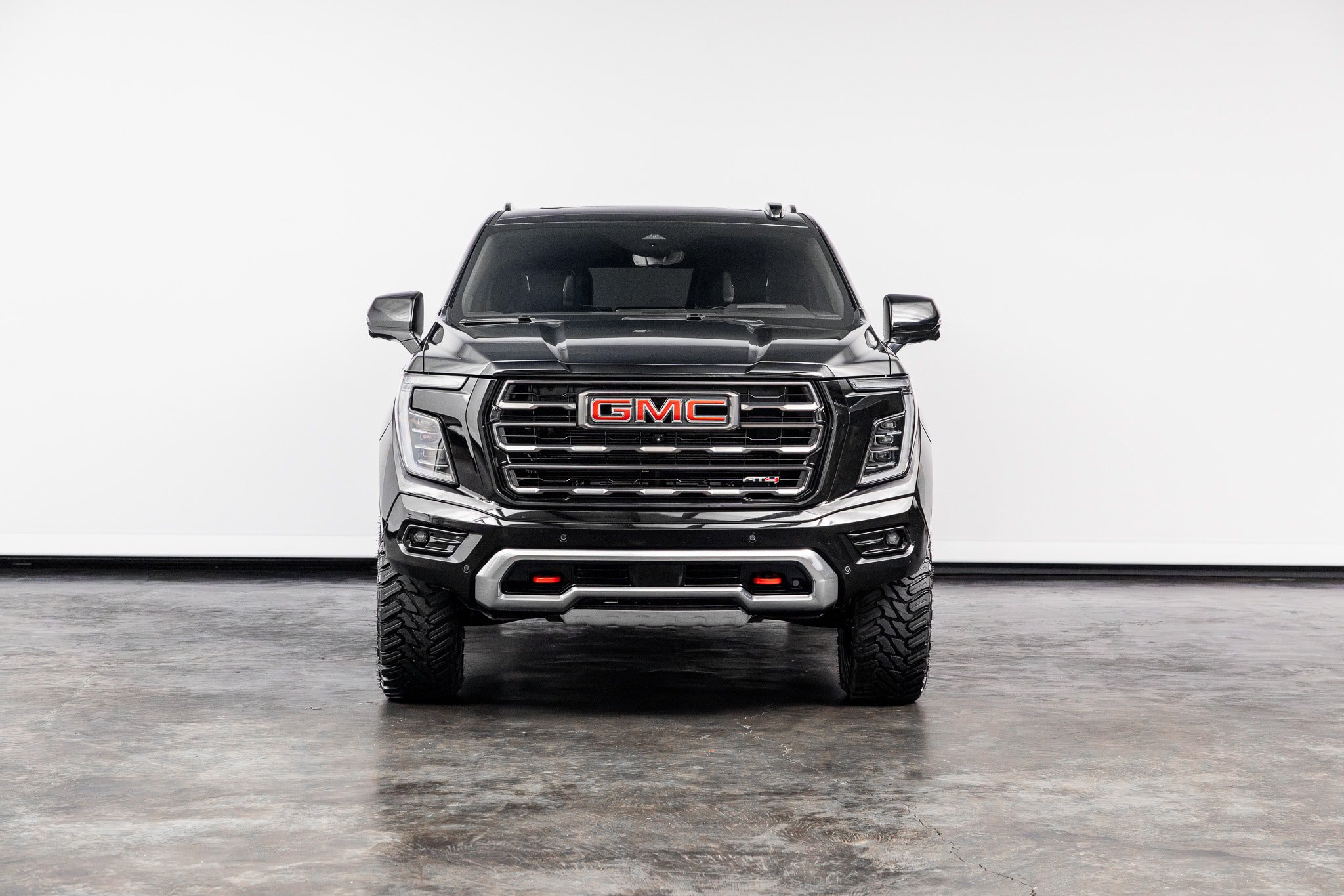 Used 2026 GMC Yukon AT4 Ultimate w/ LPO, Floor Liner Package AWD/4WD image 2