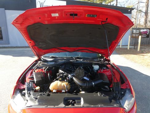 Used 2015 Ford Mustang Coupe image 30