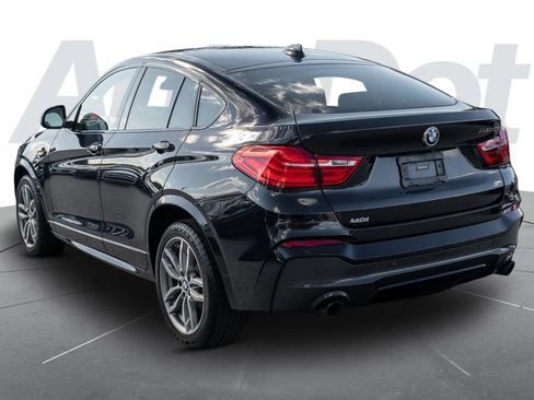 Used 2018 BMW X4 M40i AWD/4WD image 2