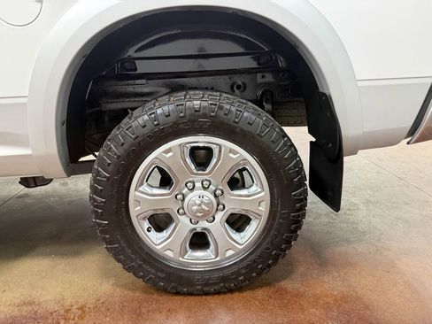 Used 2014 RAM 2500 Laramie w/ Convenience Group AWD/4WD image 92