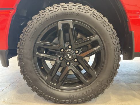 Used 2020 RAM 1500 Sport w/ Comfort & Convenience Group image 9