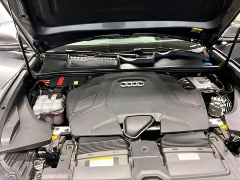 Used 2023 Audi Q8 Prestige image 35