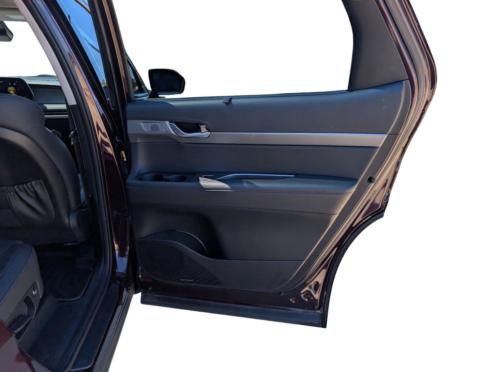 Used 2023 Hyundai Palisade SEL FWD image 23