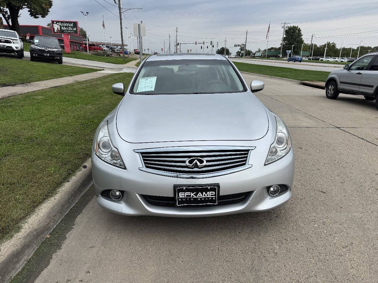 Used 2012 INFINITI G37 x Sedan w/ Premium Pkg AWD/4WD image 8