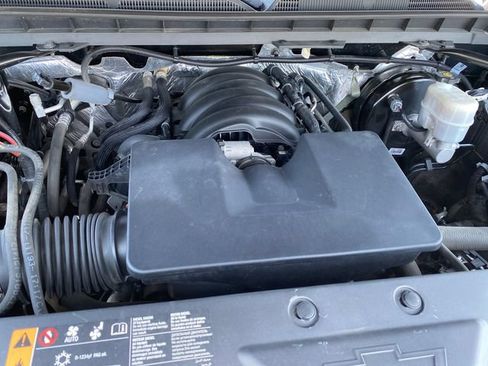Used 2018 Chevrolet Silverado 1500 LT w/ All Star Edition AWD/4WD image 22