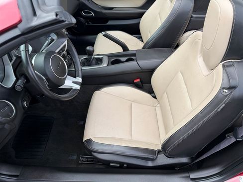 Used 2011 Chevrolet Camaro LT RWD image 14