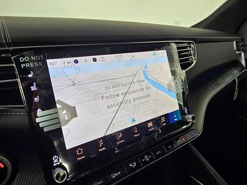 New 2026 Jeep Grand Wagoneer Summit image 28